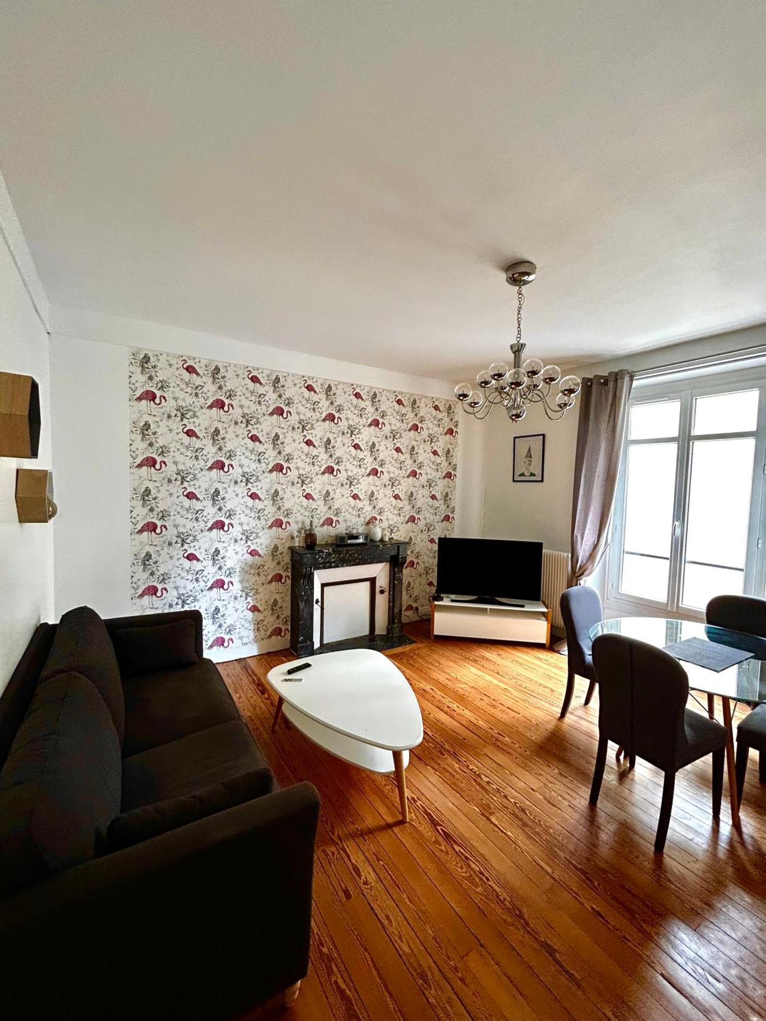 Appartements Plantagenet - Le 27 เลอม็องส์ ภายนอก รูปภาพ
